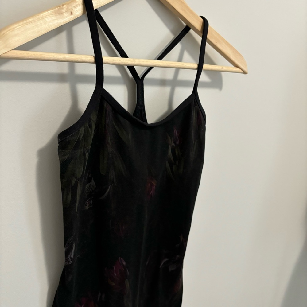 Lululemon Power Y Tank Top Midnight Iris Black Floral Size 2 - Picture 6 of 12